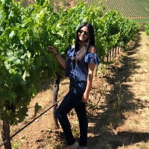 Meet your Posher, Stephanie